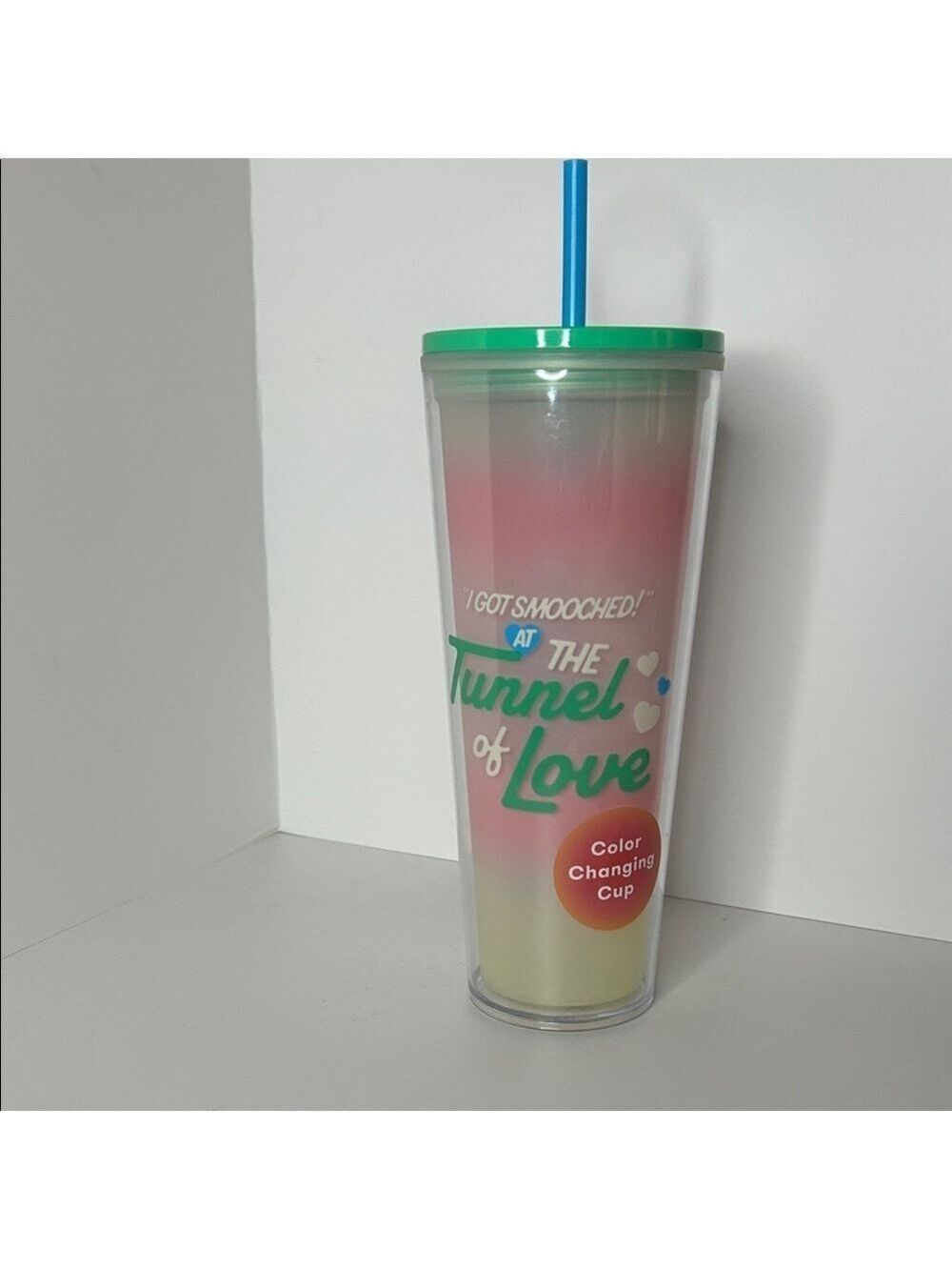 ban.do Color Changing Cup - Pink and Green
